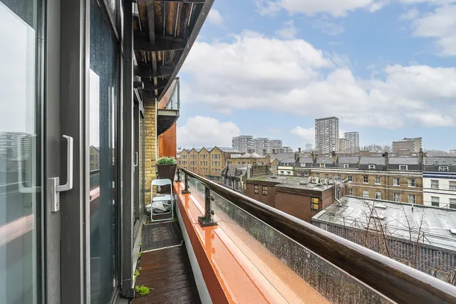 South Wharf Road, London, W2