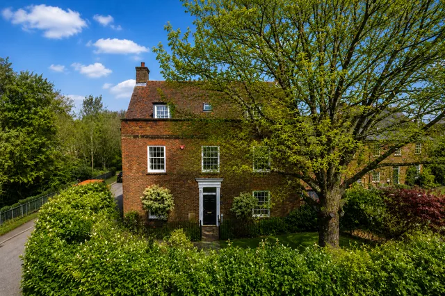 The Willows, Billingshurst, RH14