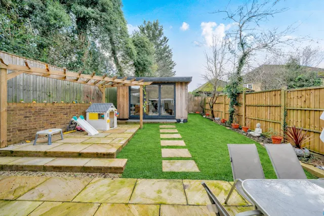 Greenwood Close, Seer Green, HP9