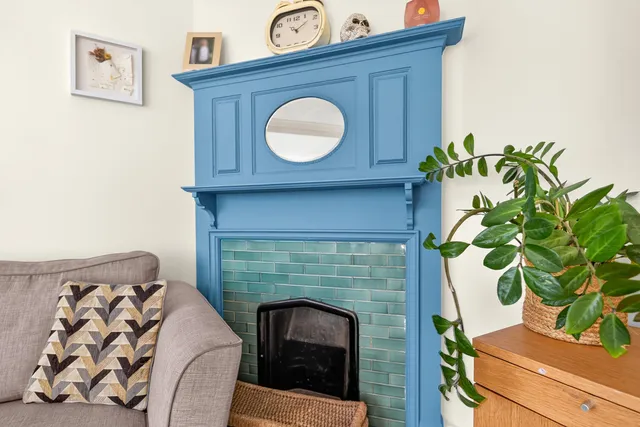 39c Alexandra Road, London NW4 2SB