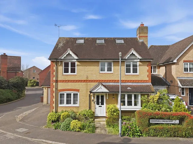 1 Coopers Crescent, West Bergholt CO6 3SJ