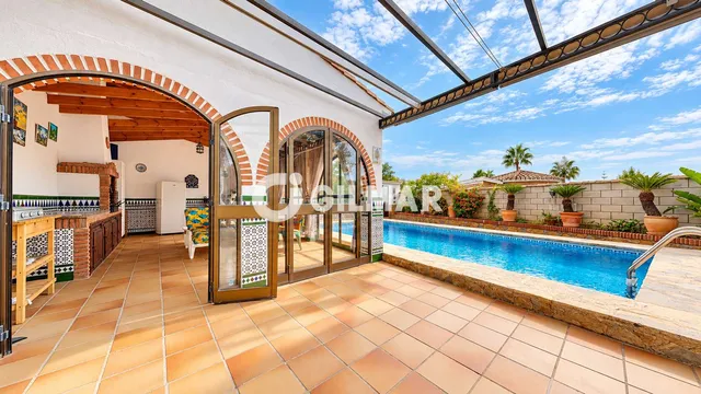 Villa in BENALMÁDENA, Málaga