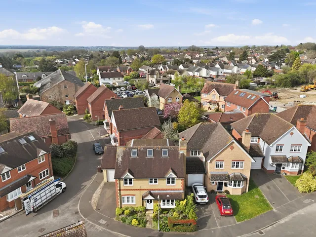 1 Coopers Crescent, West Bergholt CO6 3SJ