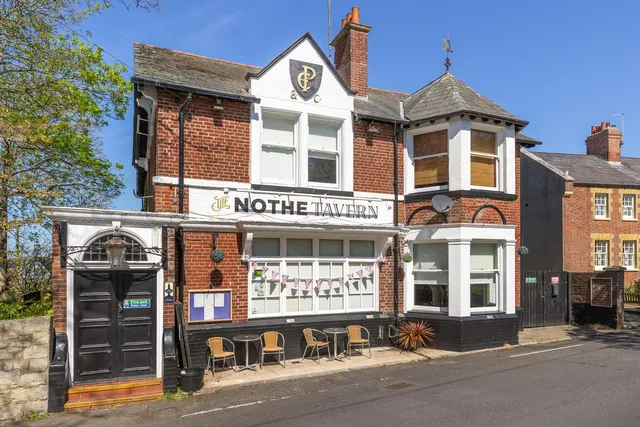7 Wellington Court, Weymouth DT4 8UA