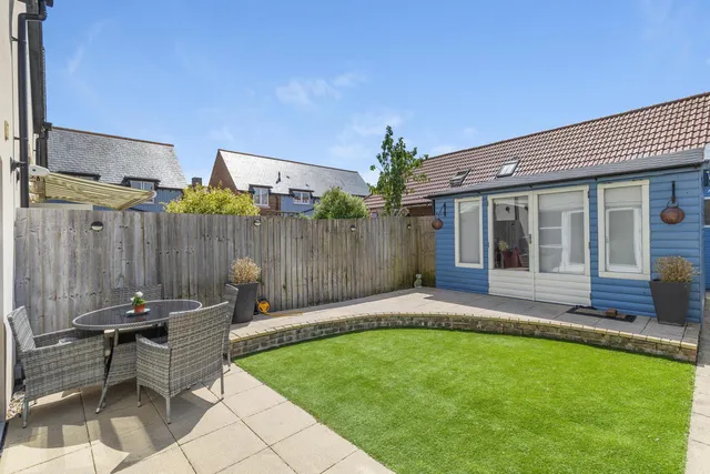 84 Lubbecke Way, Dorchester DT1 1WQ