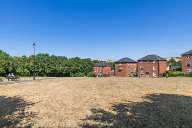 6 Elm Lane, Dorchester DT2 9FB