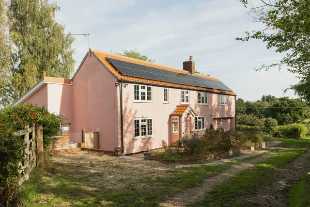 Ashfield Sandy Lane, Beccles NR34 7UG