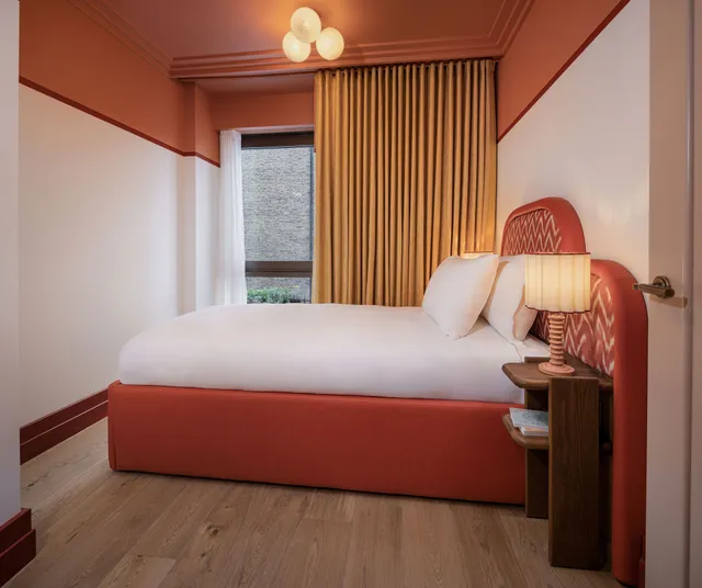 The July London Victoria - Three Bedroom Apartment