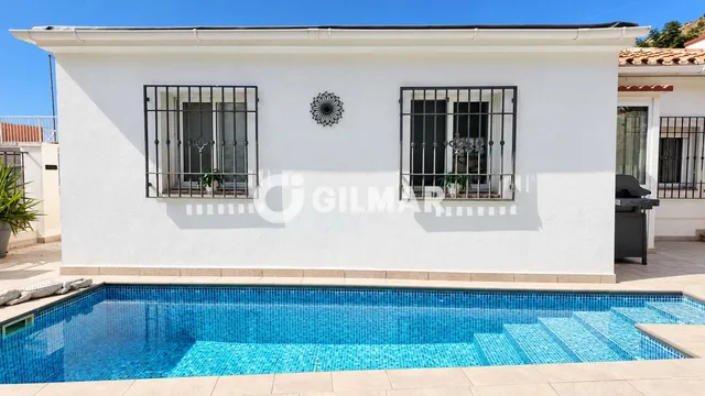 Villa in BENALMÁDENA, Málaga