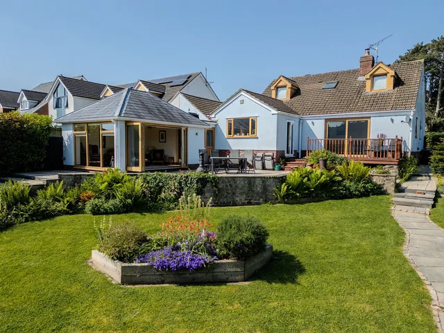 140 Hereford Road, Monmouth NP25 3GA