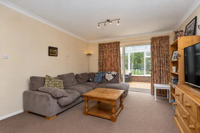 1 Godden Road, Newick BN8 4NE