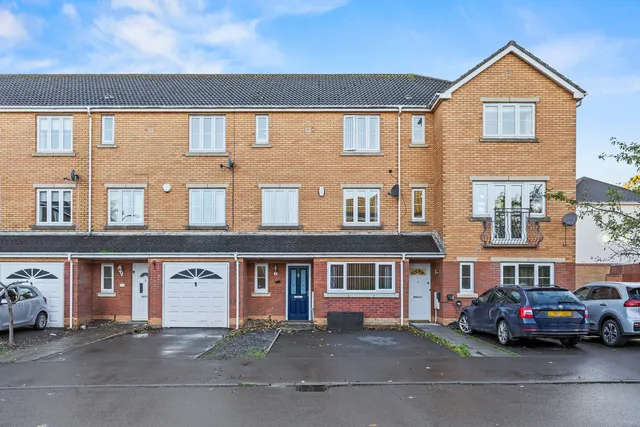 11 Blackberry Way, Cardiff CF23 8FE