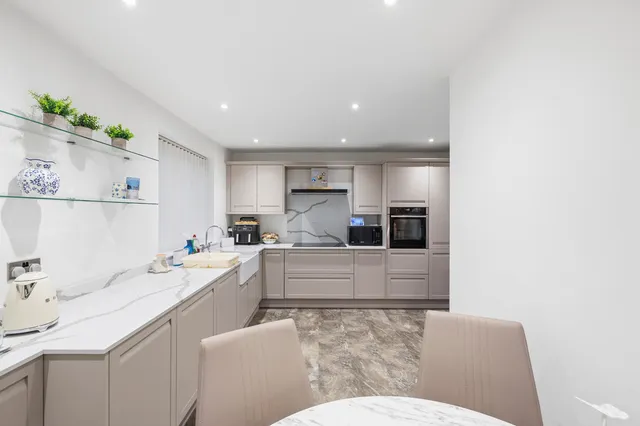 11 Blackberry Way, Cardiff CF23 8FE