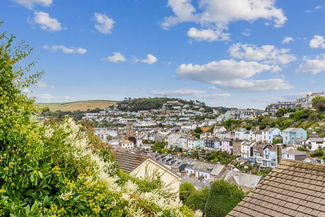 10 Town Close, Dartmouth TQ6 9ES