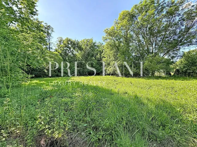 Land in Ustaritz