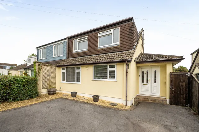 9 Wimblestone Road, Winscombe BS25 1JR