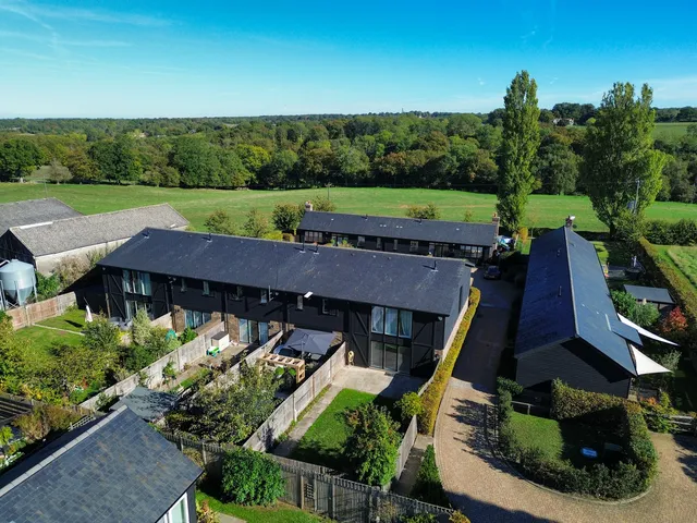 1 Bantam Mead, Sevenoaks TN15 7DU