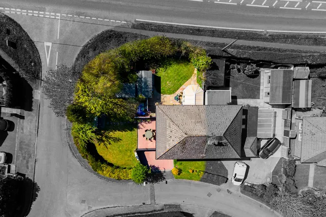 1 Lakeside, Macclesfield SK11 0PL