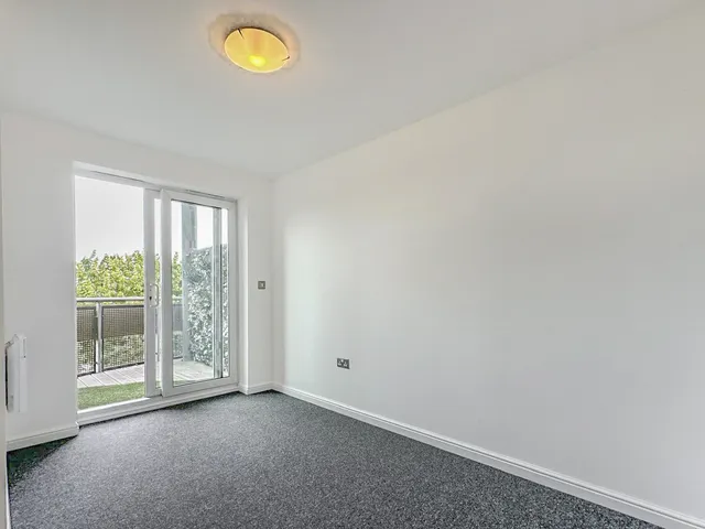 52 Branagh Court, Reading RG30 2QX