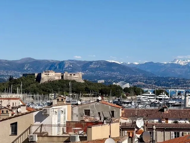 Apartment in Antibes, French Riviera