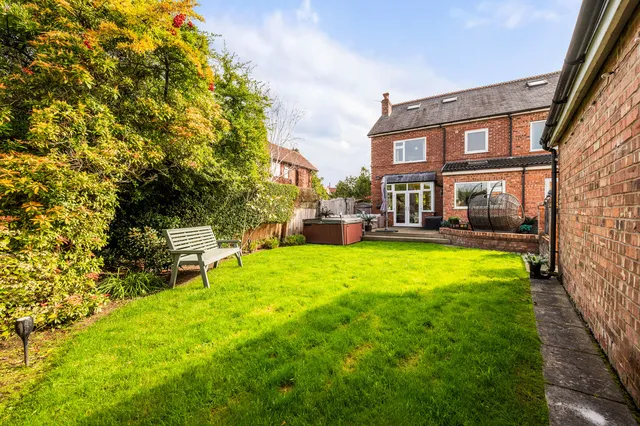 102 Chester Road, Hazel Grove SK7 6HF