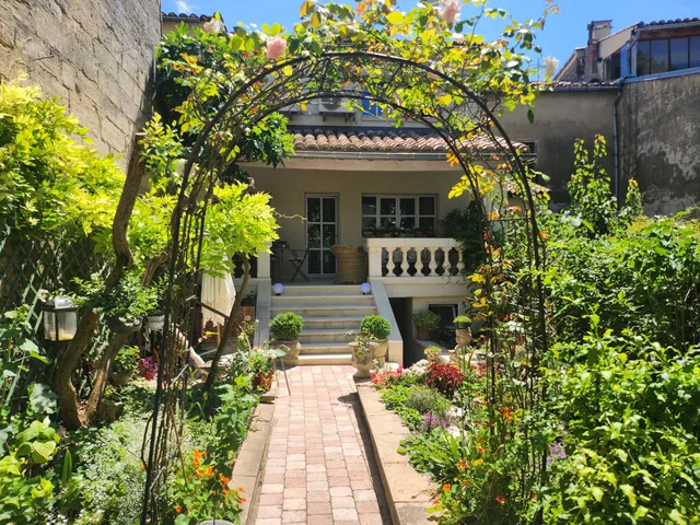 Villa in Uzes, Provence - Var
