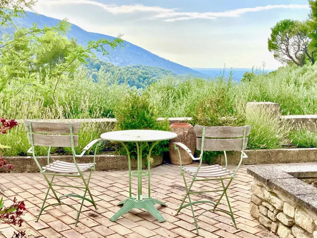 Villa in Oppede, Provence - Var