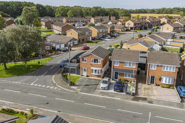 104 Polperro Way, Nottingham NG15 6JW