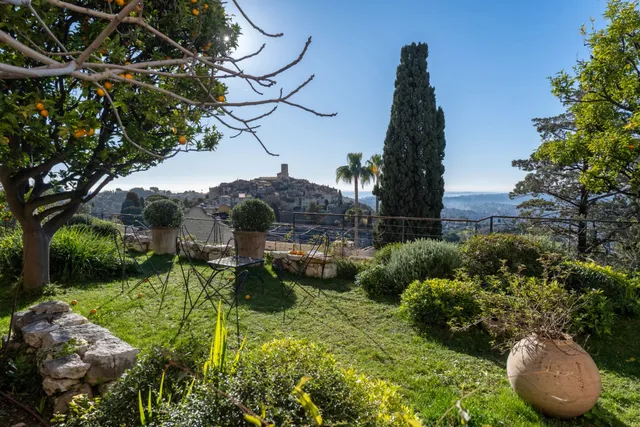 Villa in St Paul, French Riviera