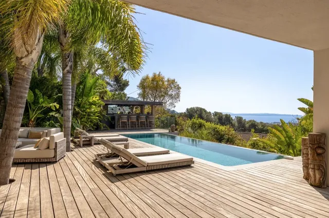 Villa in Carqueiranne, Provence - Var