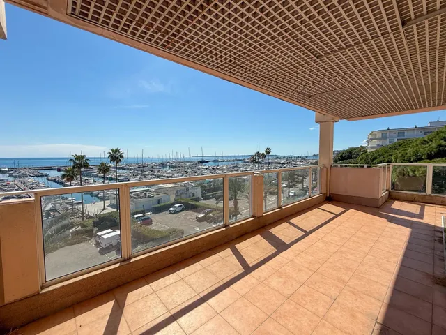 Apartment in Le Golfe Juan, French Riviera