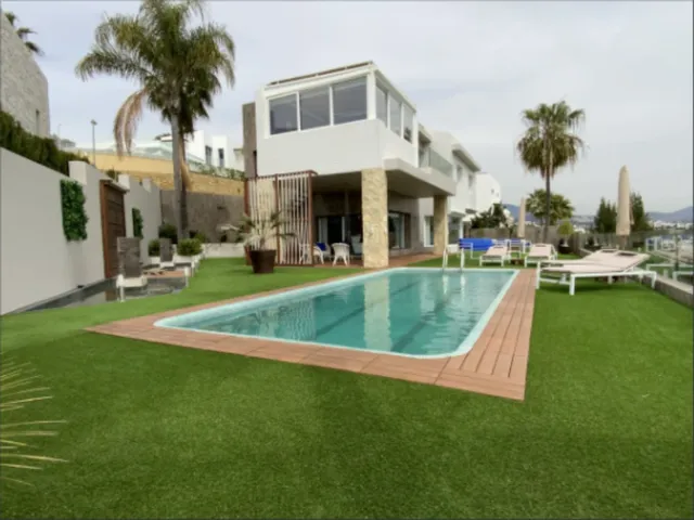 Villa in Benahavís, Costa Del Sol