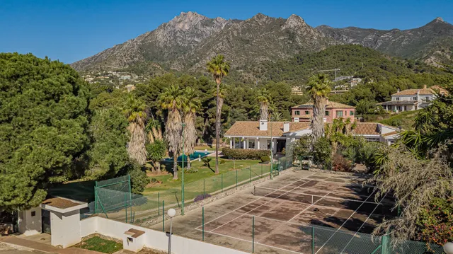 Villa in Marbella, Costa Del Sol
