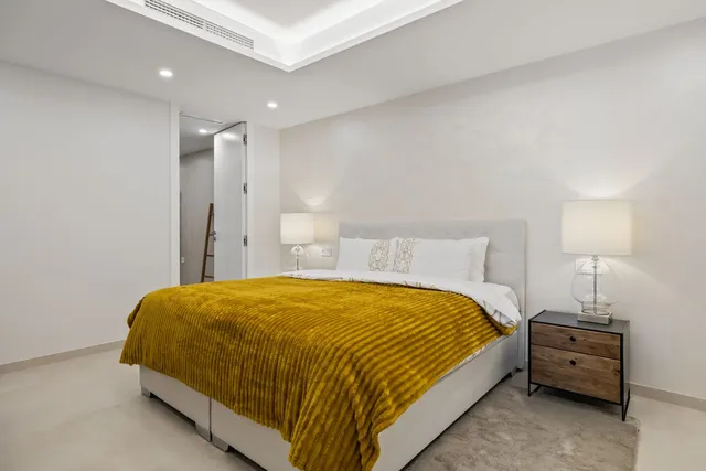 Apartment in Nueva Andalucía, Costa Del Sol