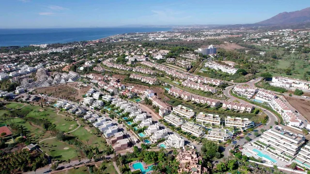 Villa in Nueva Andalucía, Costa Del Sol