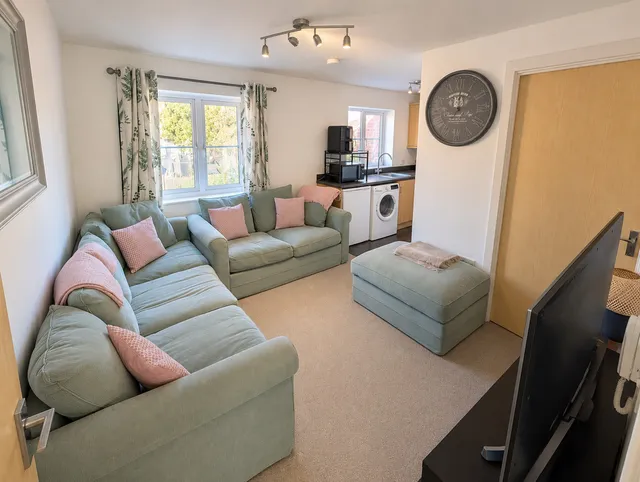 17a Brickfield Close, Newport PO30 5GF