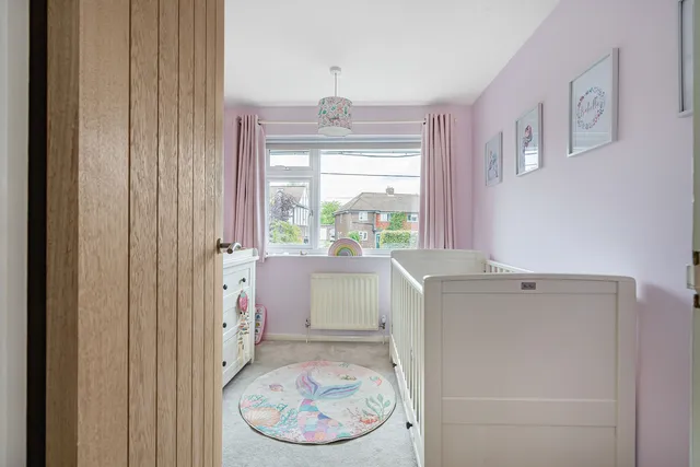 24 Westmore Road, Westerham TN16 2AX