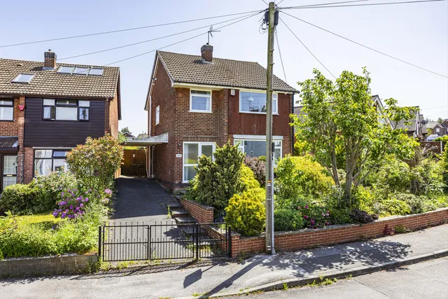110 Hobsic Close, Brinsley NG16 5AX