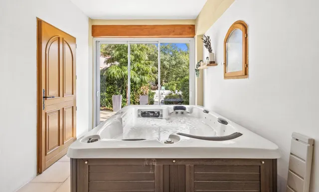 Villa in St Paul En Foret, Provence - Var