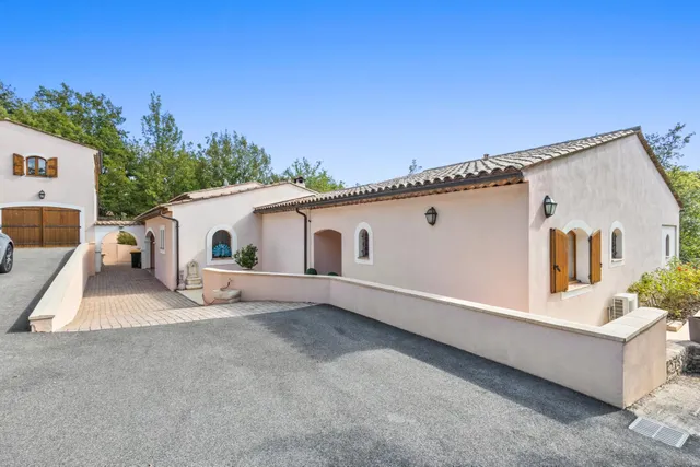 Villa in St Paul En Foret, Provence - Var