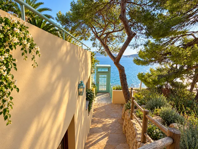 Villa in Tamaris Sur Mer, Provence - Var