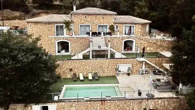 Villa in Le Cannet Des Maures, Provence - Var