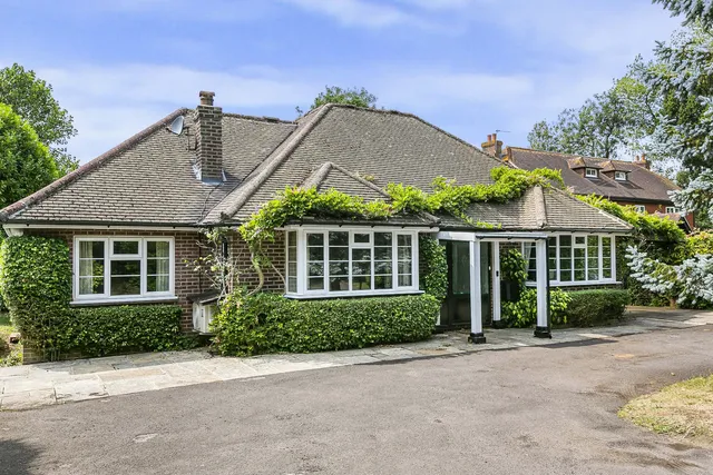 Wayback Luxted Road, Orpington BR6 7JT