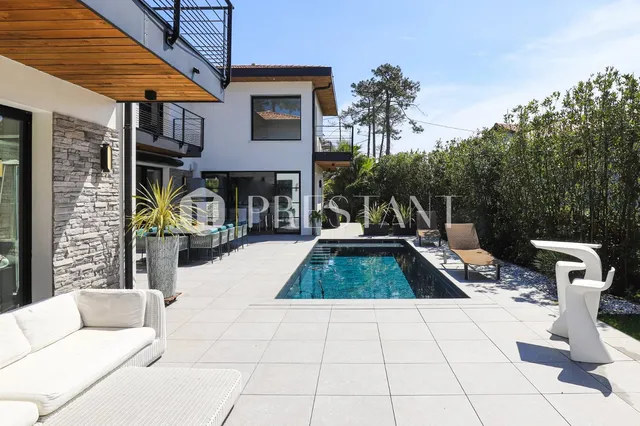 Villa contemporaine d’exception à Chiberta, Côte Basque