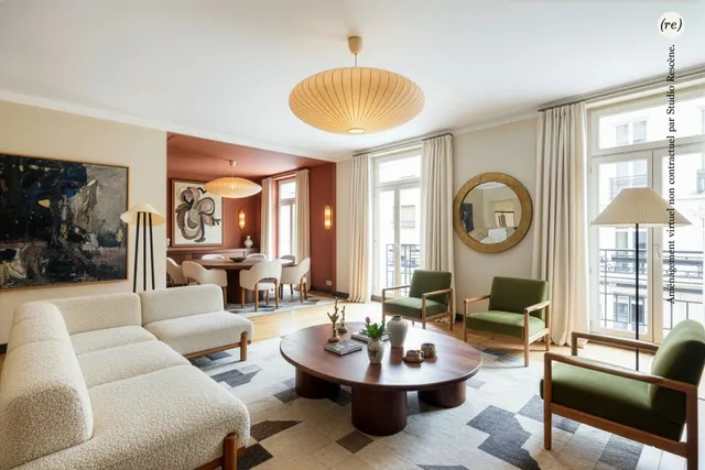 Apartment in 8th (Golden Triangle - Parc Monceau), Paris