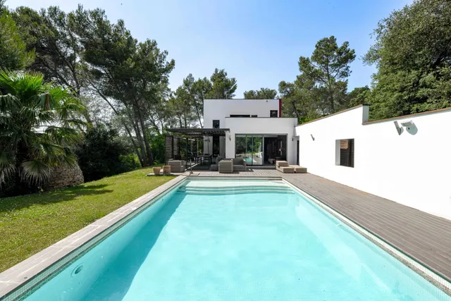 Villa in Nimes, Provence - Var