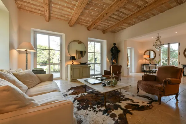 Villa in Uzes, Provence - Var