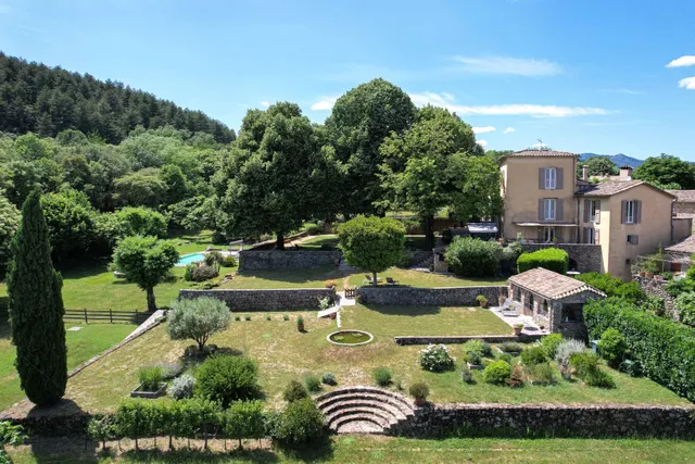 Villa in Uzes, Provence - Var