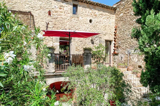 Villa in Uzes, Provence - Var