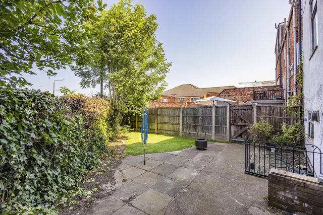 12 Derby Road, Heanor DE75 7QG